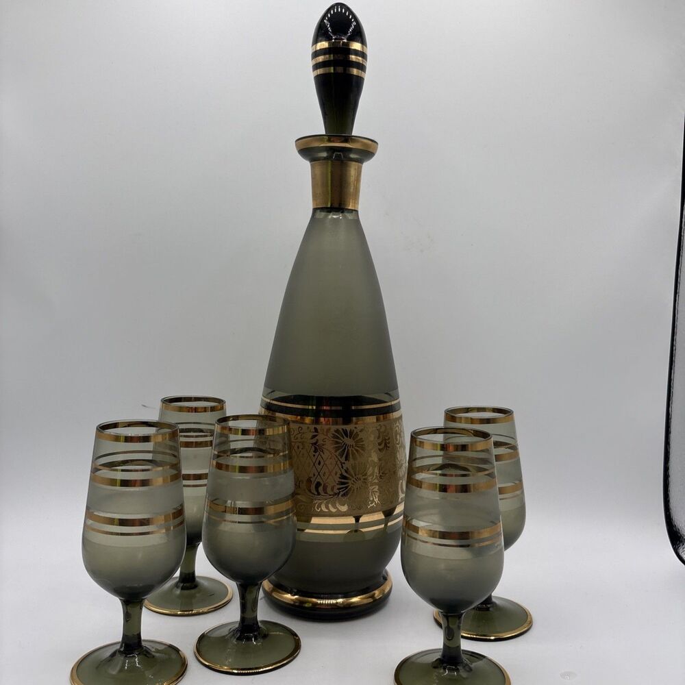 Mid-Century Modern Decorative Bohemian Czech Wine Decanter and 5 Glasses